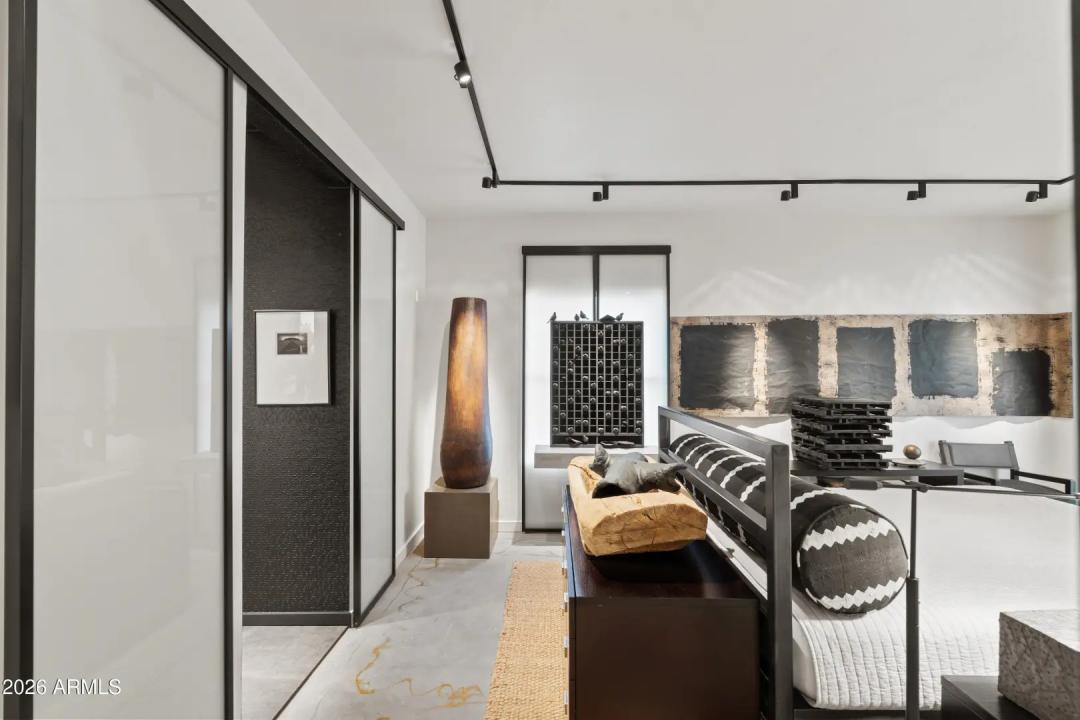 Real Estate Picture 46