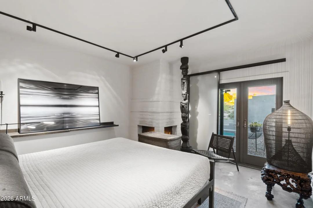 Real Estate Picture 39