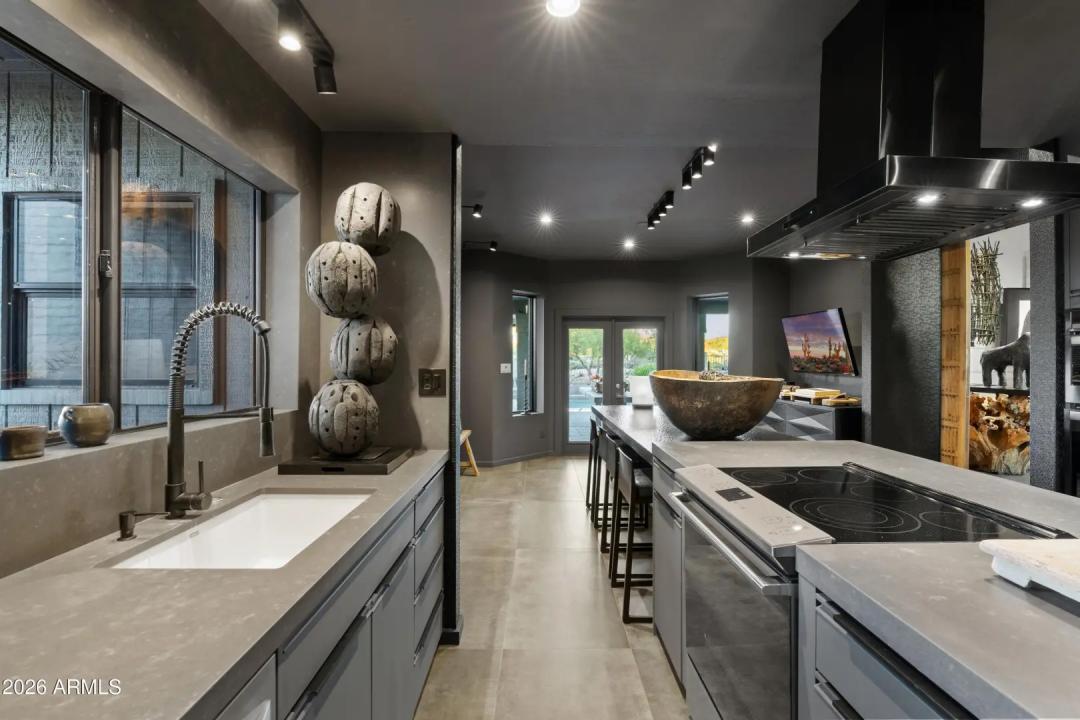 Real Estate Picture 38