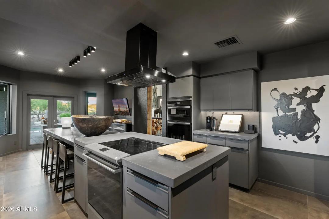 Real Estate Picture 37