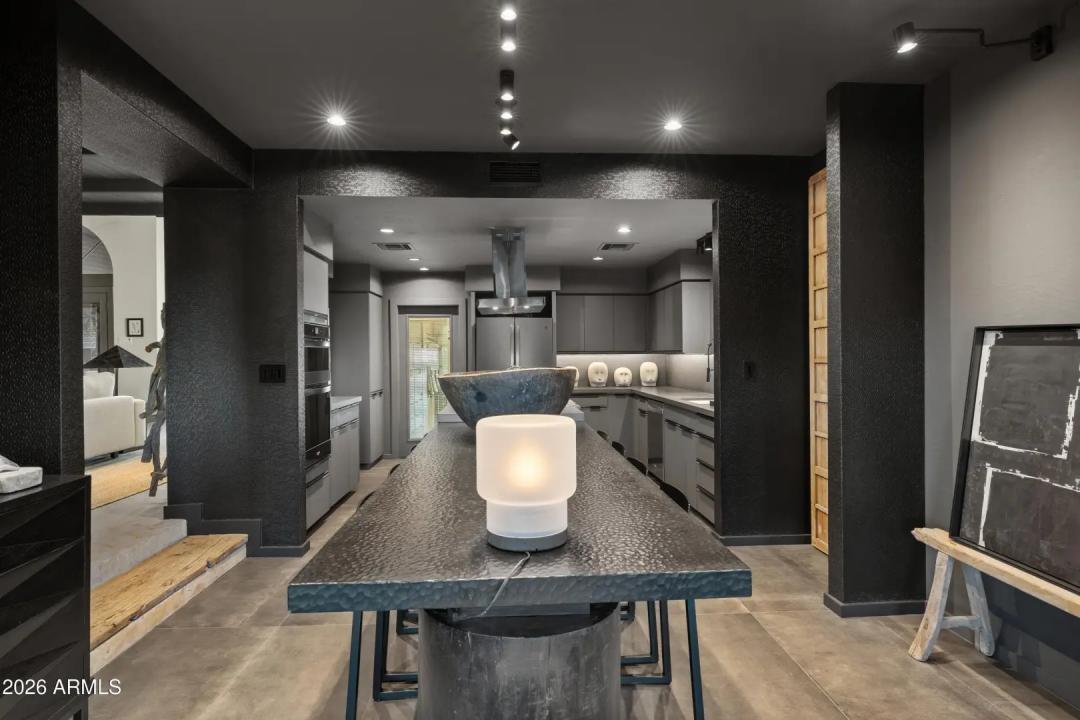 Real Estate Picture 32