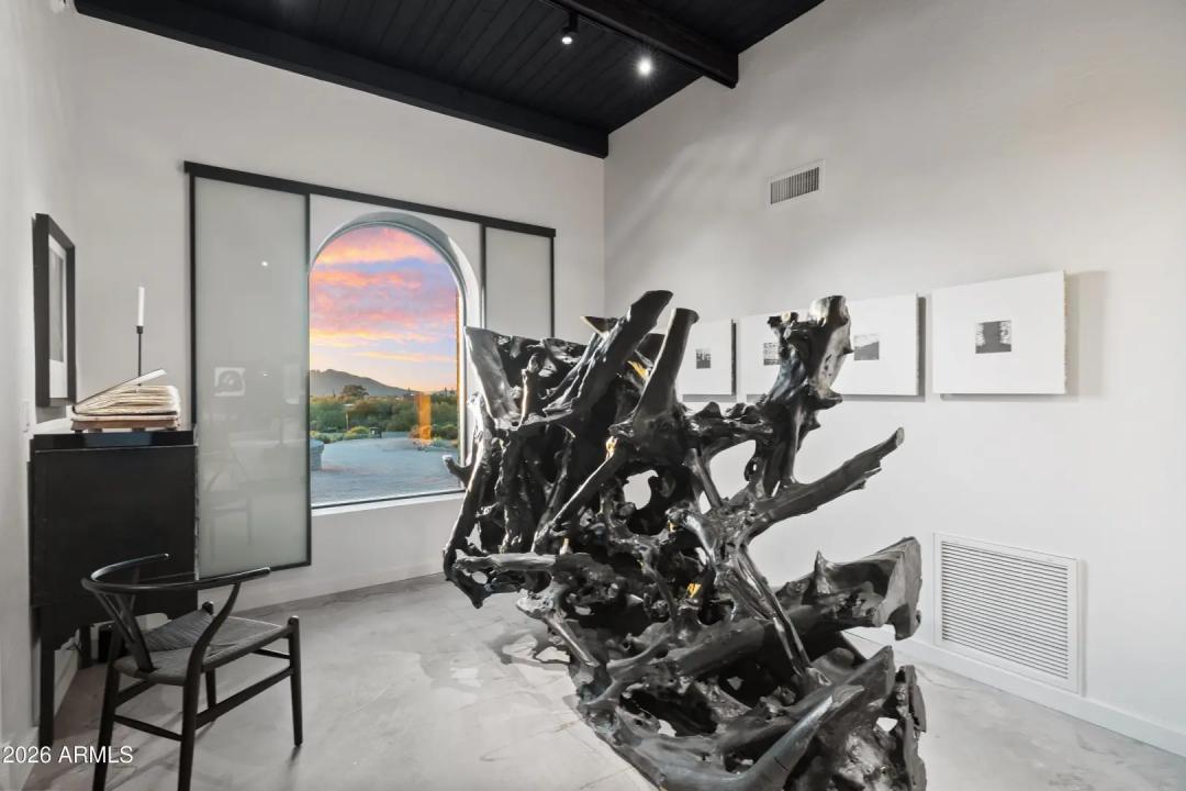 Real Estate Picture 30