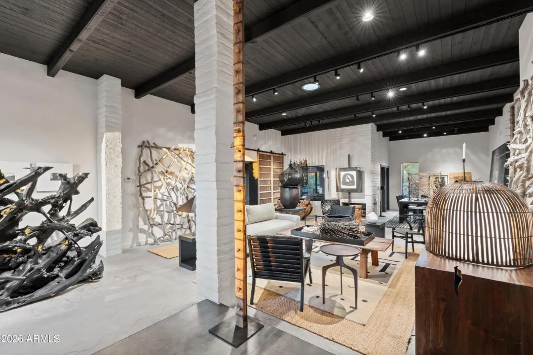 Real Estate Picture 28