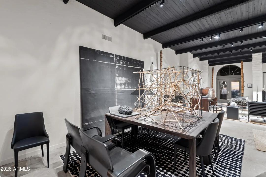 Real Estate Picture 27