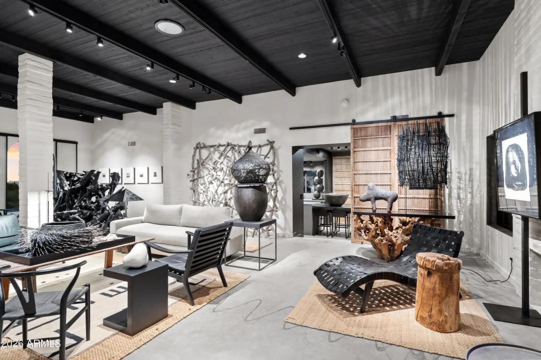 Real Estate Picture 15