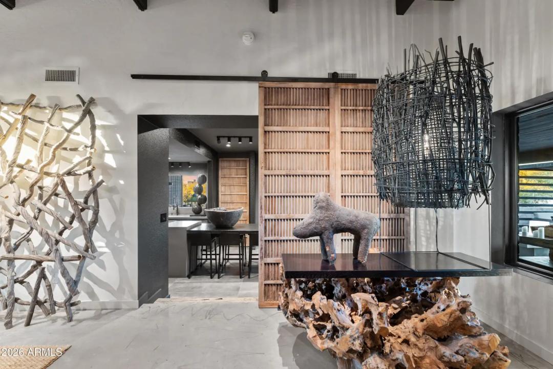 Real Estate Picture 19