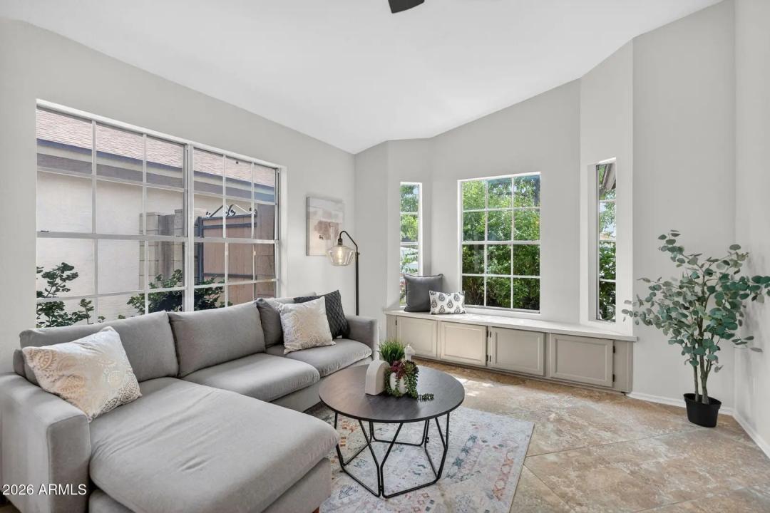 Real Estate Picture 2