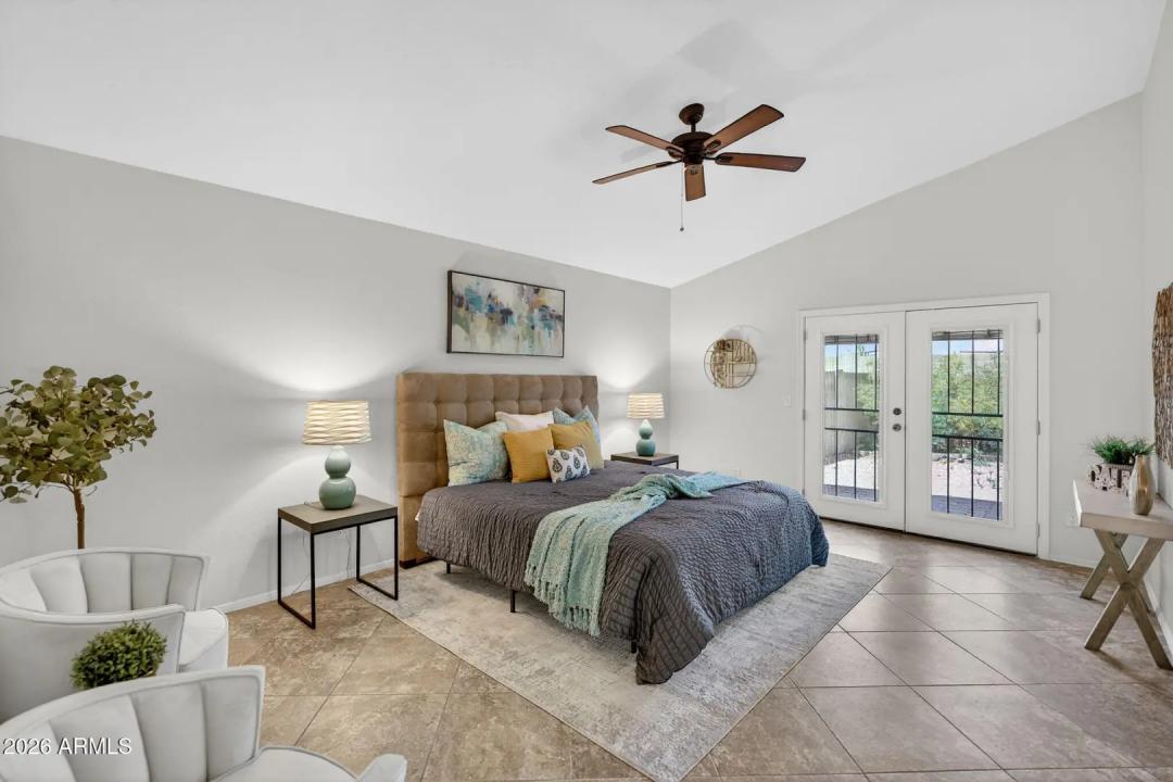 Real Estate Picture 9