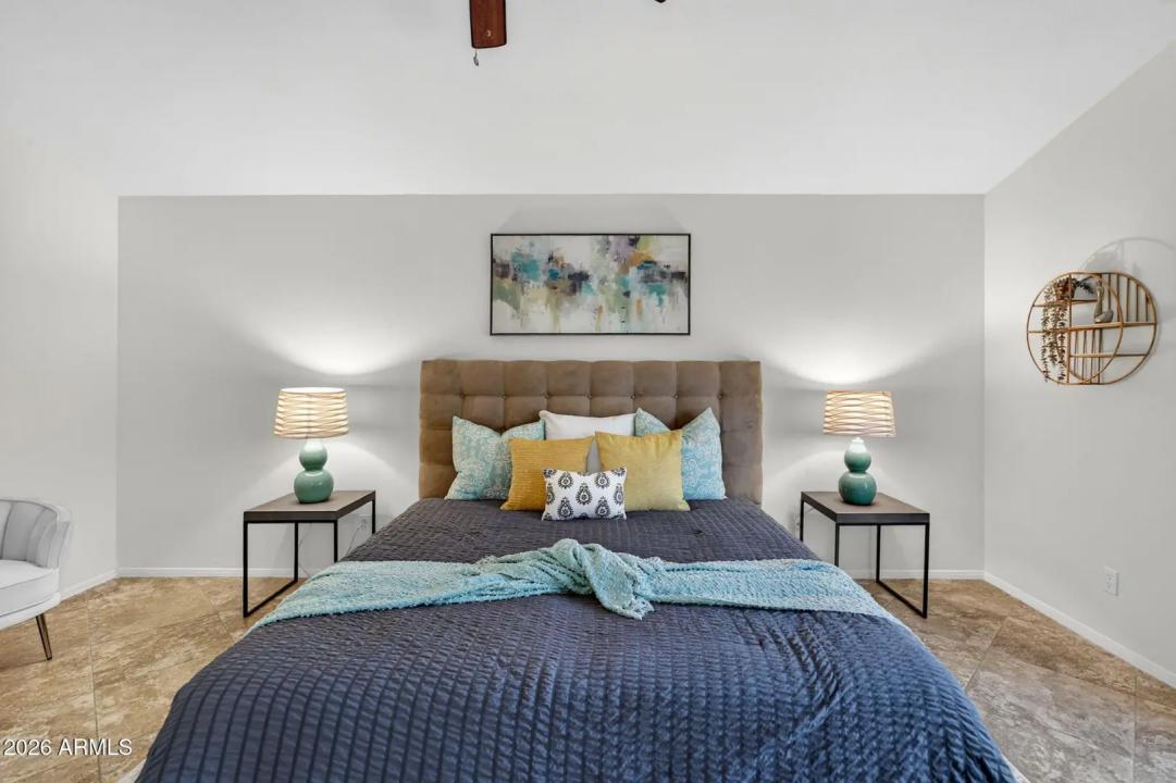 Real Estate Picture 10