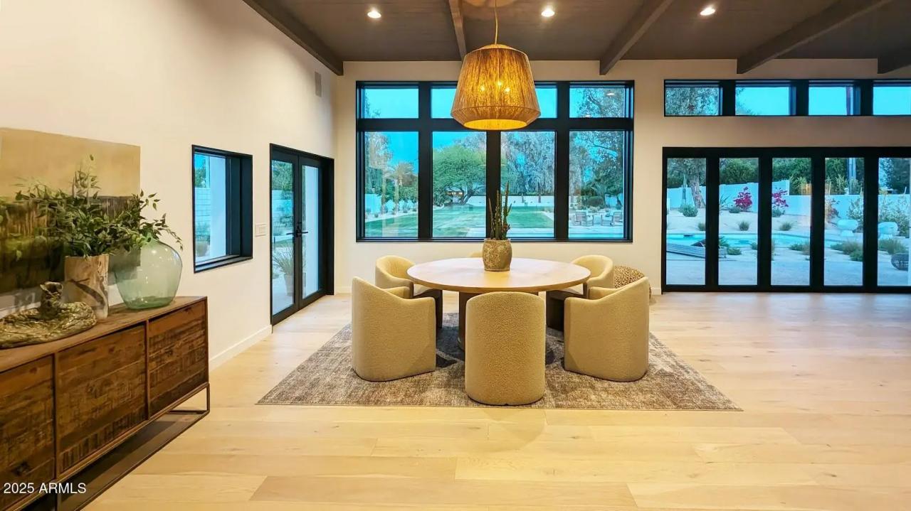 Real Estate Picture 16