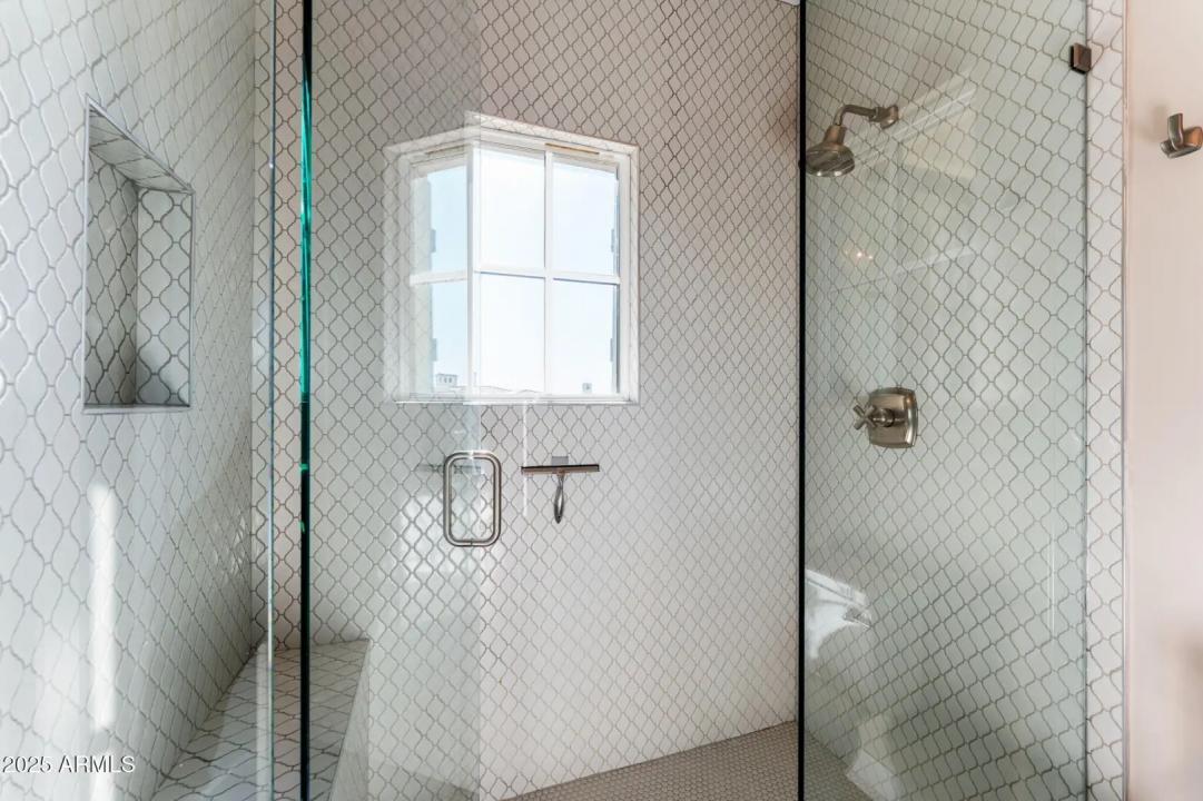 Real Estate Picture 27