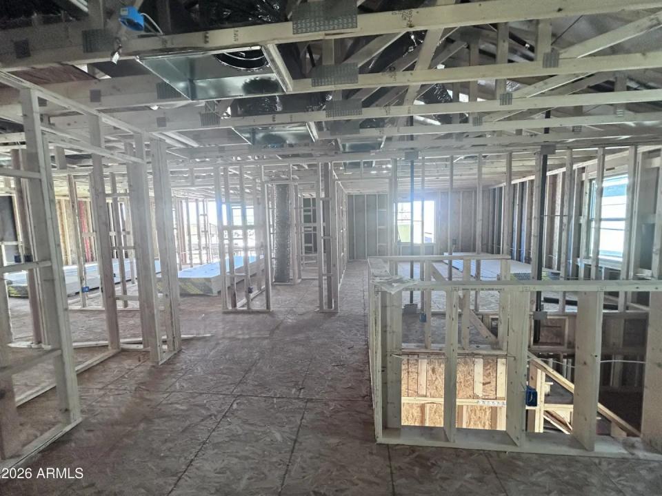 Real Estate Picture 6