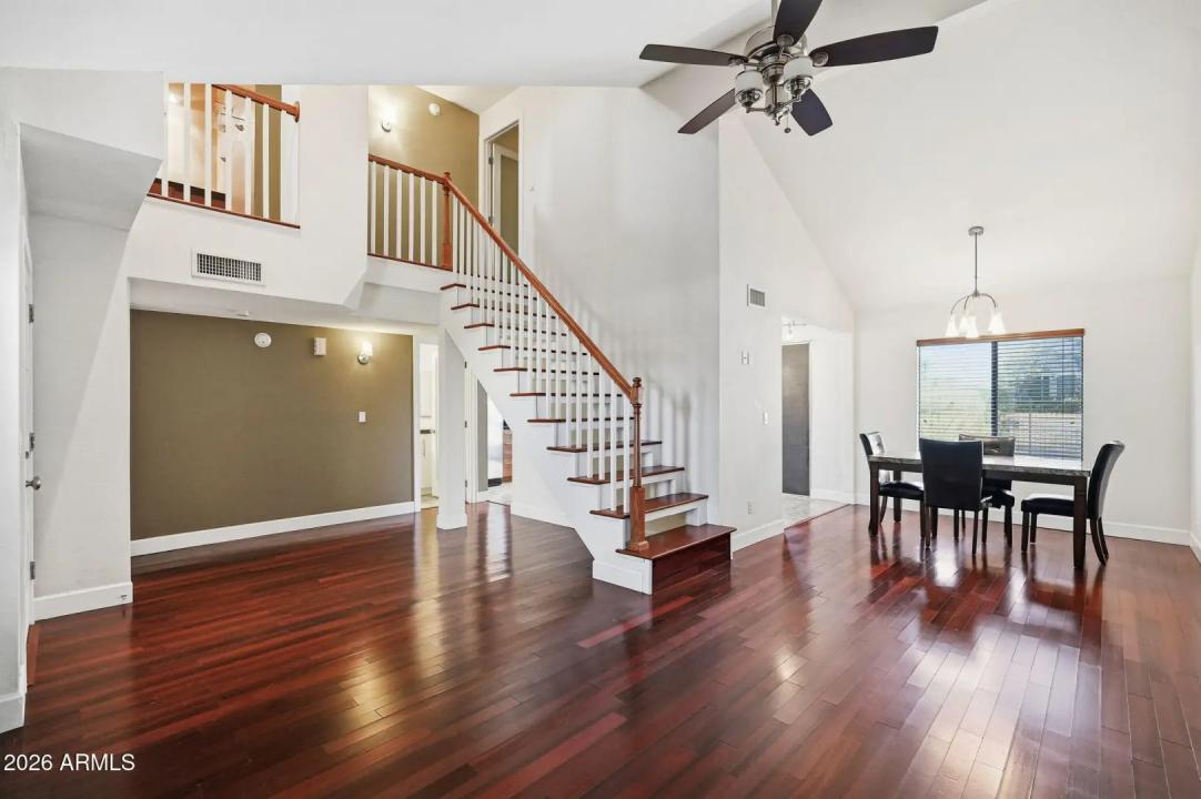 Real Estate Picture 2