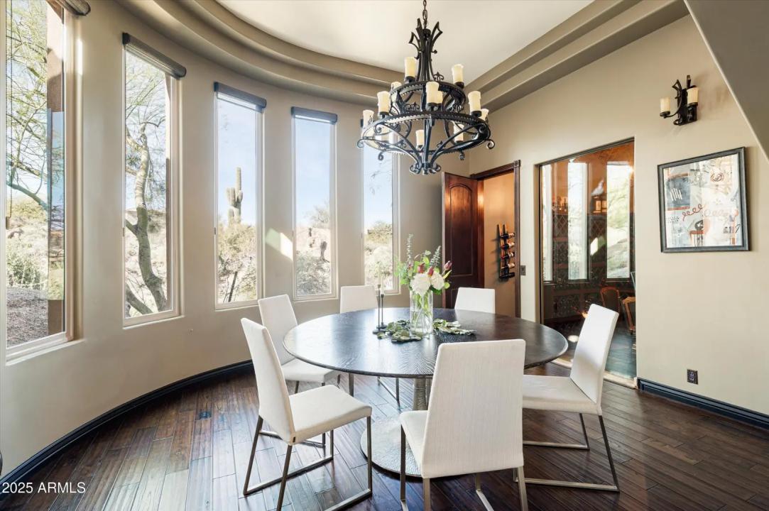 Real Estate Picture 17