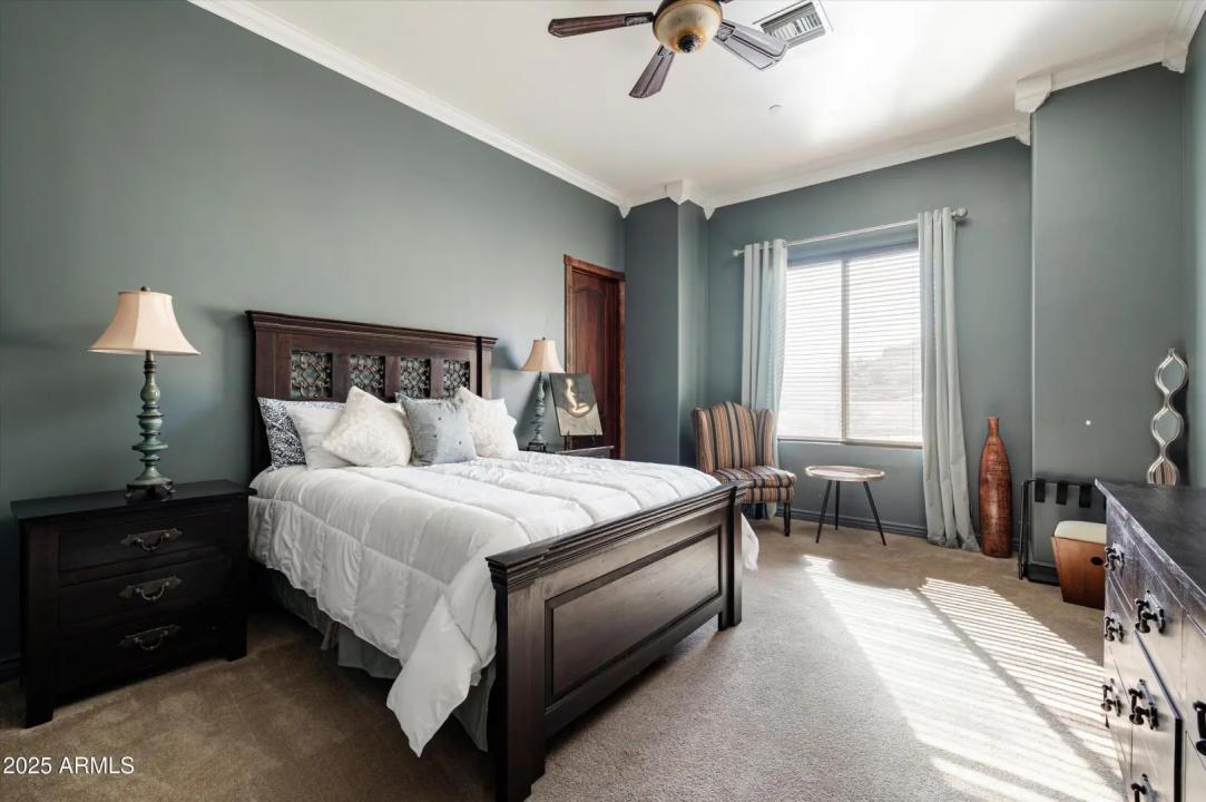 Real Estate Picture 33