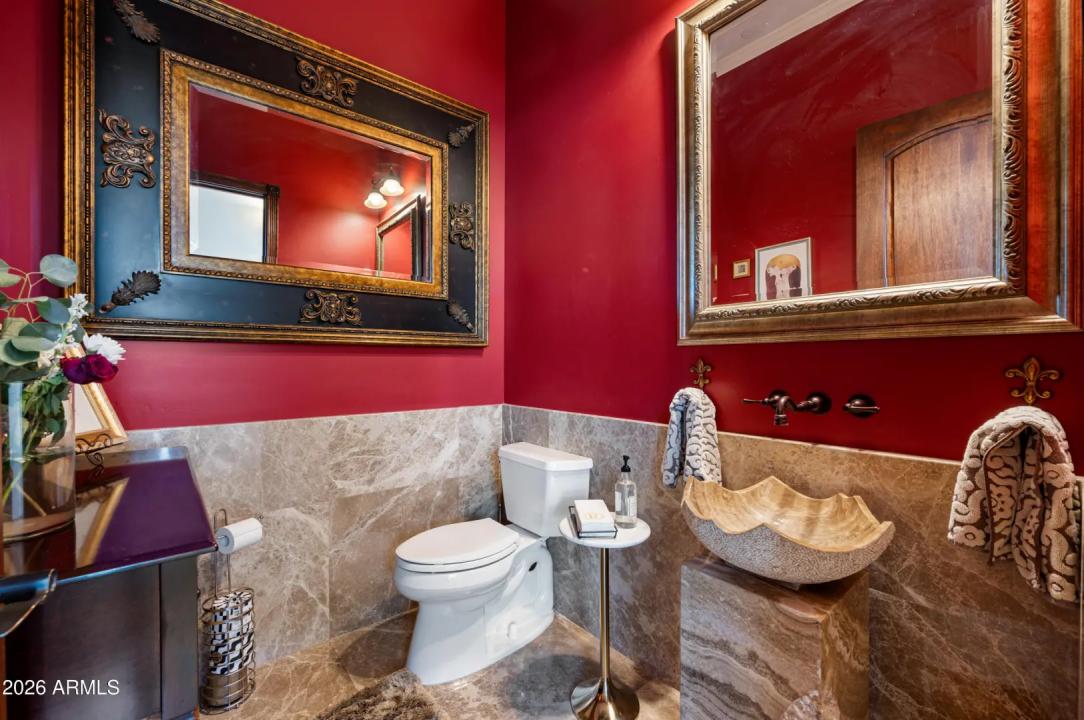 Real Estate Picture 18