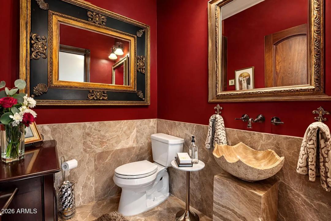 Real Estate Picture 18