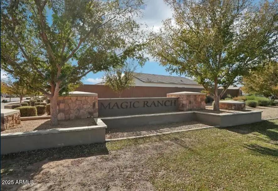 Real Estate Picture 3