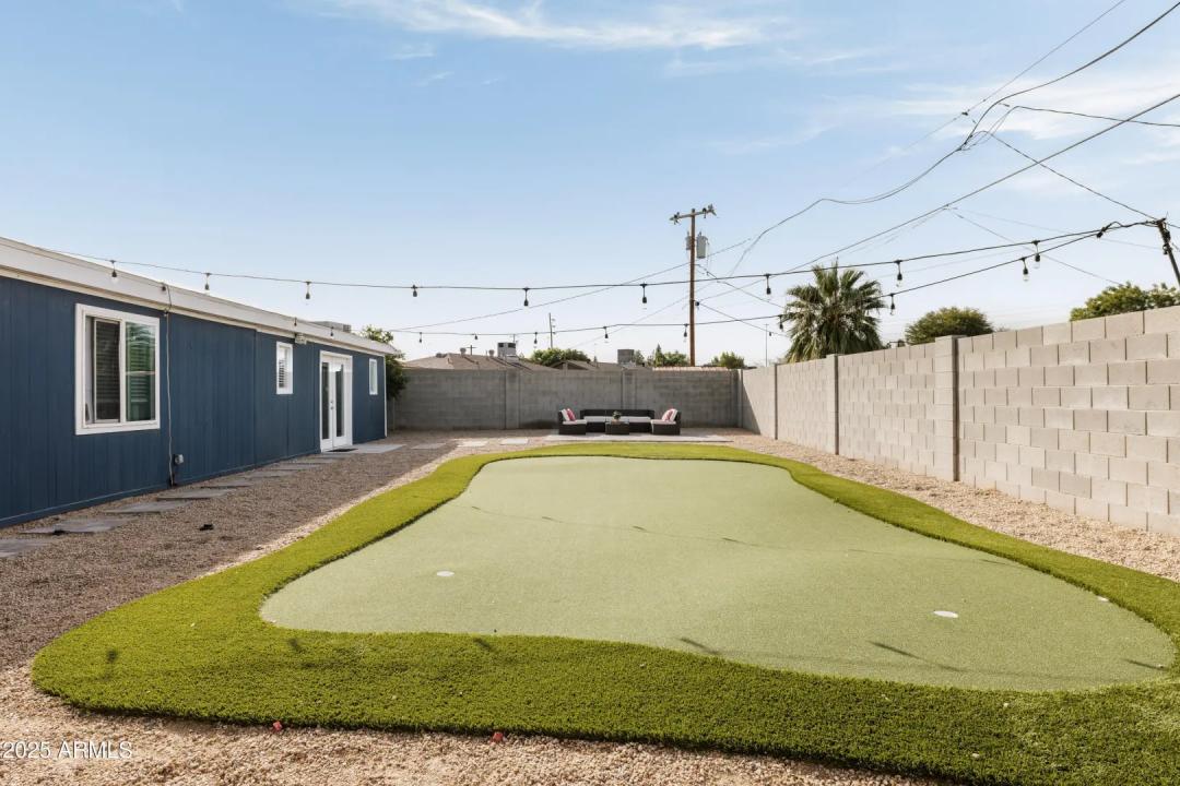 Real Estate Picture 32