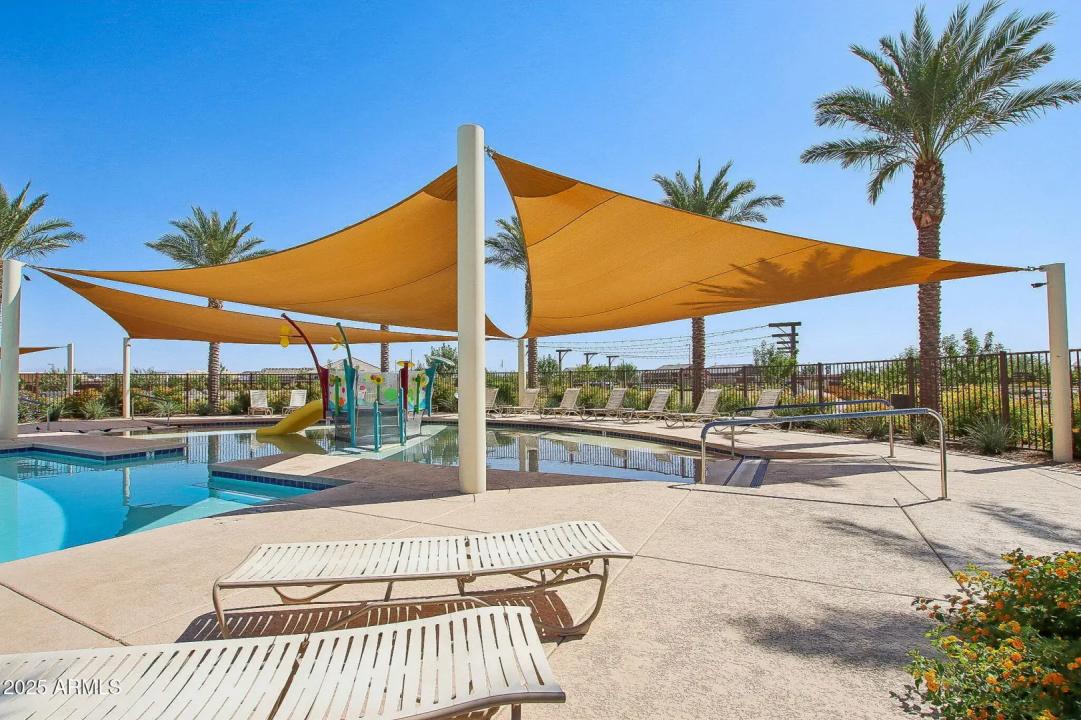 Real Estate Picture 8