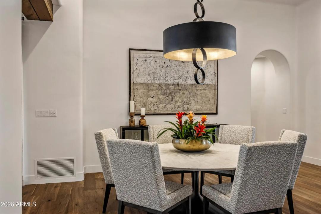 Real Estate Picture 15