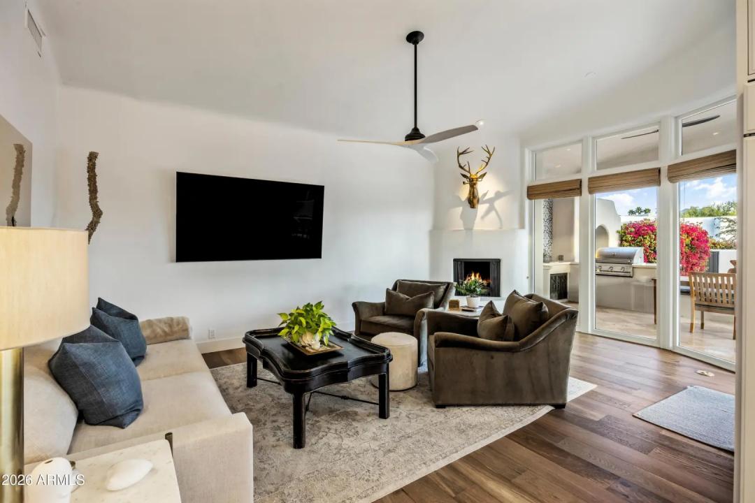 Real Estate Picture 20