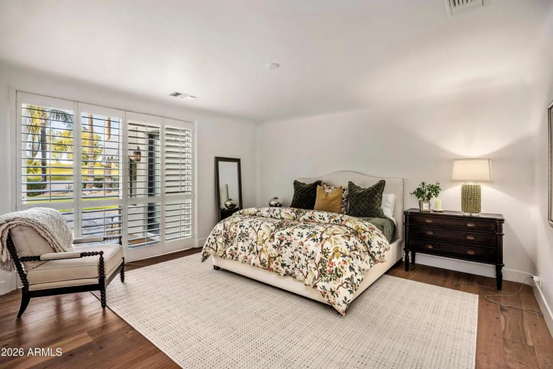 Real Estate Picture 28