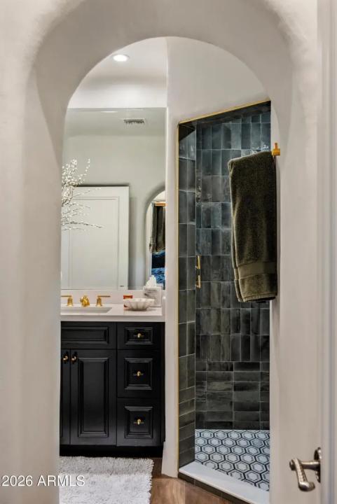 Real Estate Picture 29