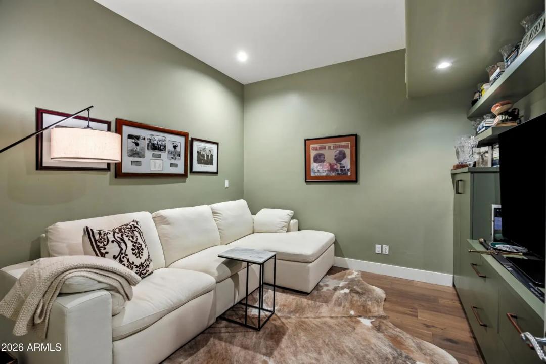 Real Estate Picture 38