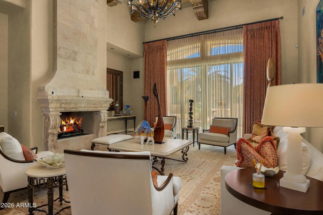 Real Estate Picture 8