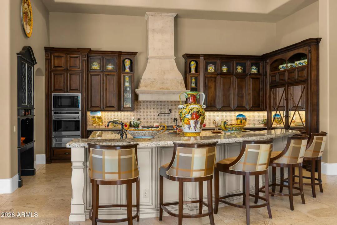 Real Estate Picture 15