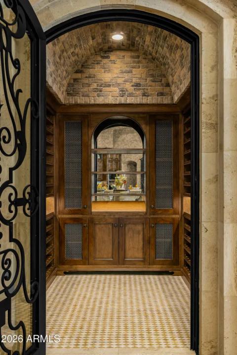 Real Estate Picture 19