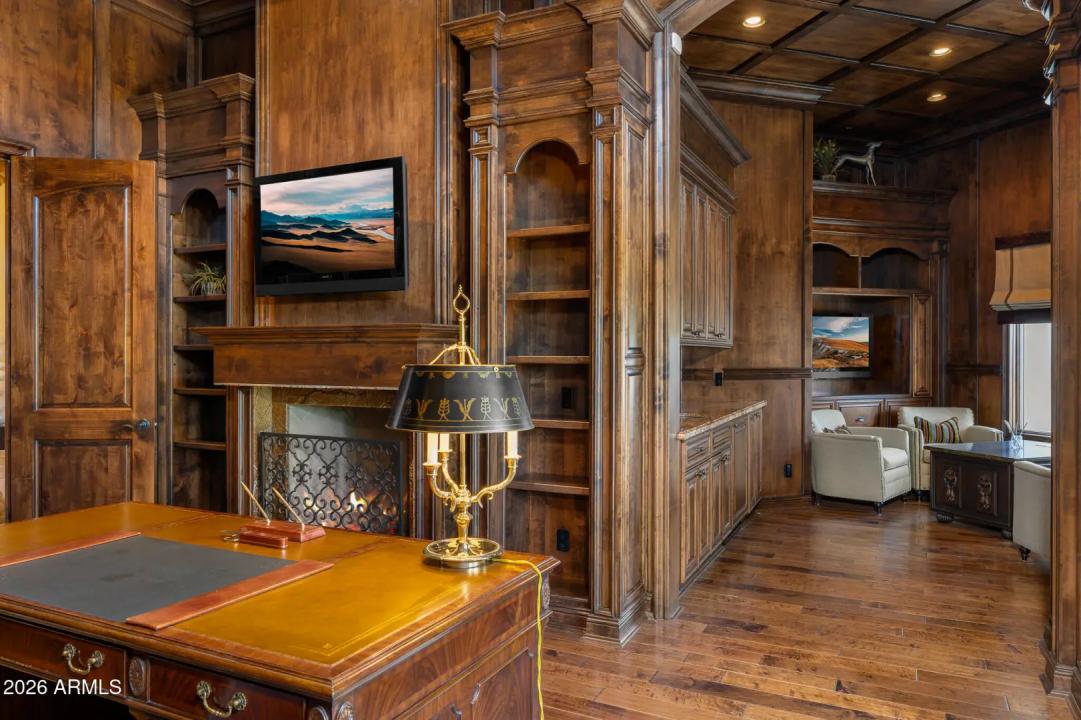 Real Estate Picture 23