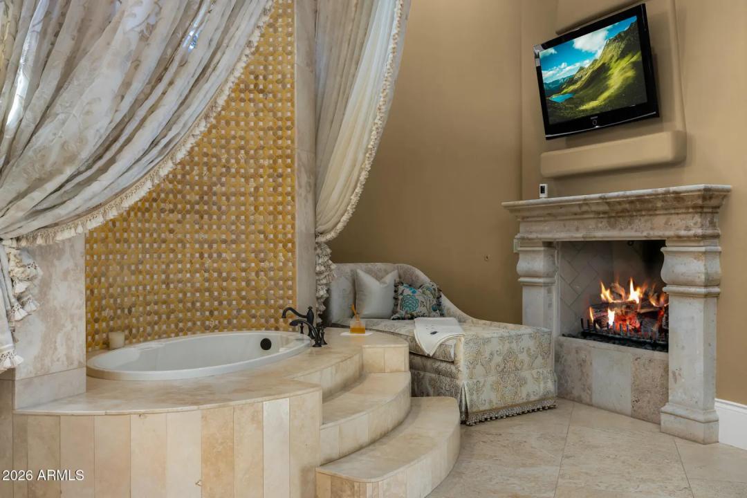 Real Estate Picture 28