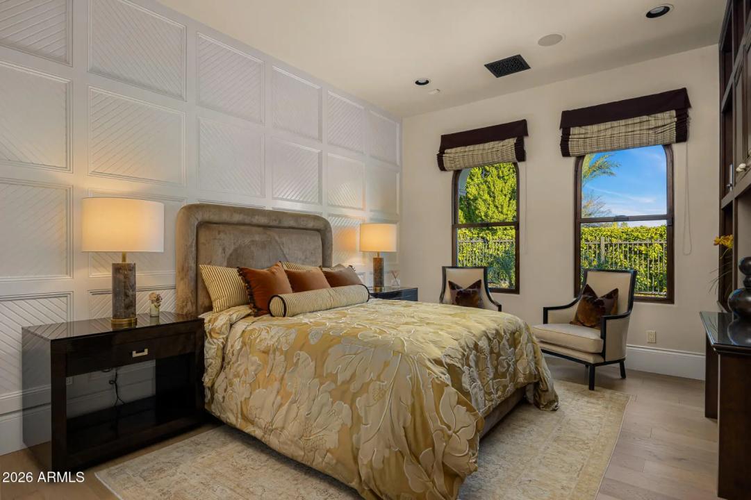 Real Estate Picture 37