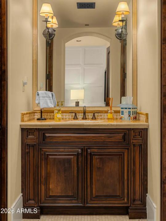 Real Estate Picture 38