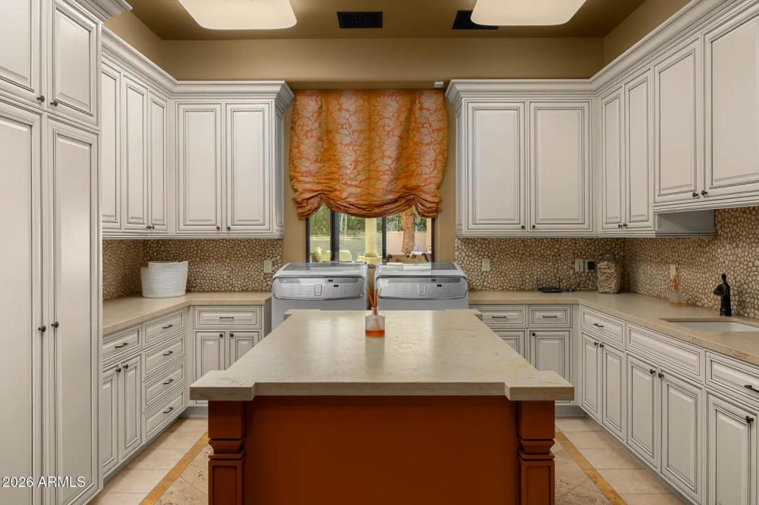 Real Estate Picture 49