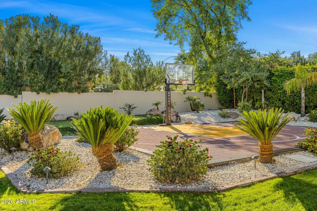 Real Estate Picture 58