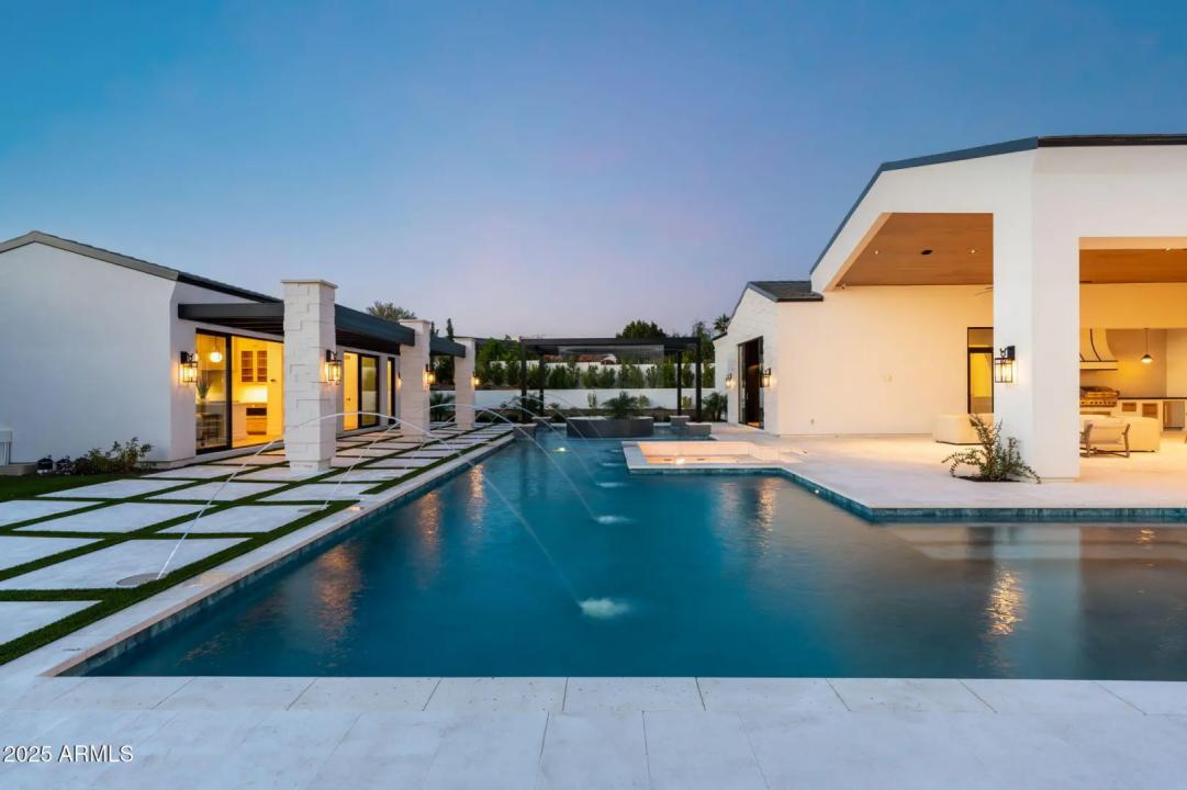 Real Estate Picture 2