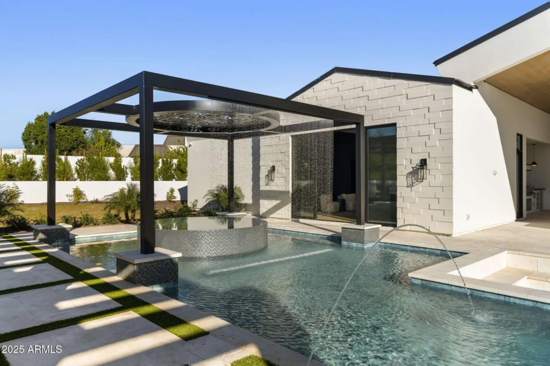 Real Estate Picture 54