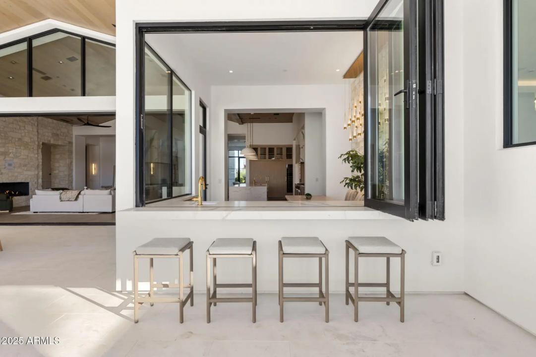 Real Estate Picture 50