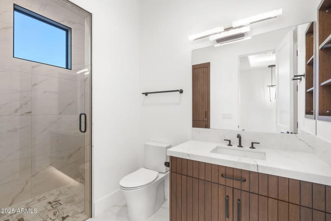 Real Estate Picture 42