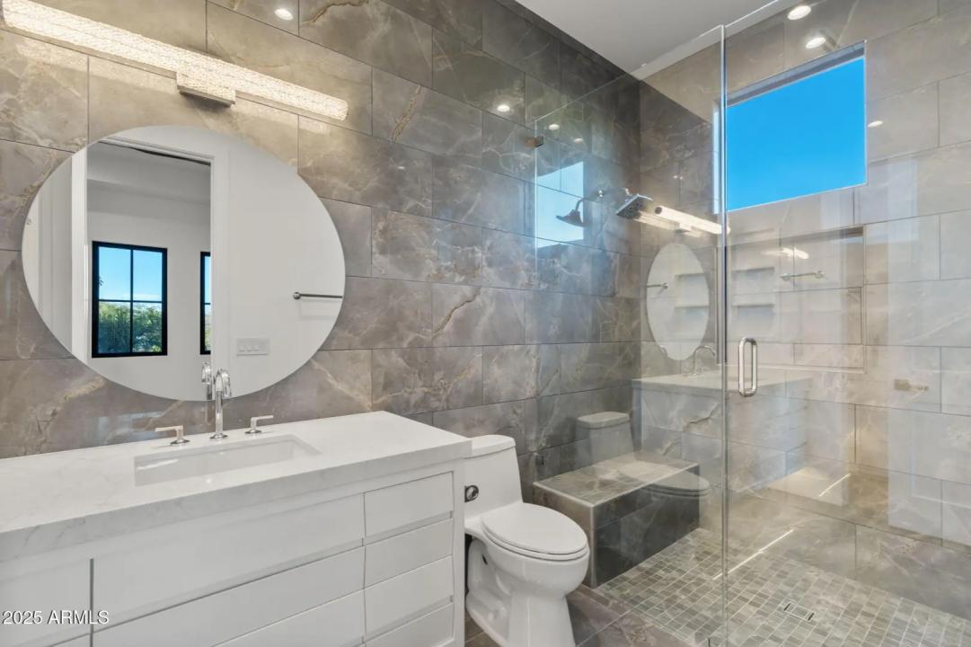 Real Estate Picture 46