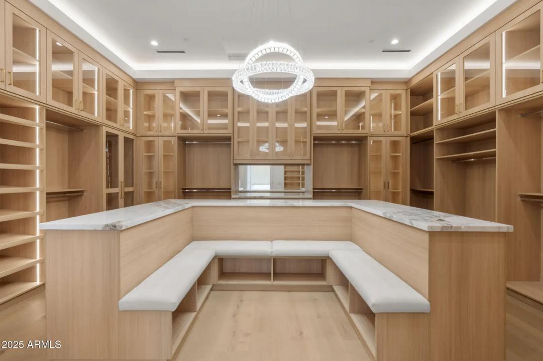 Real Estate Picture 29