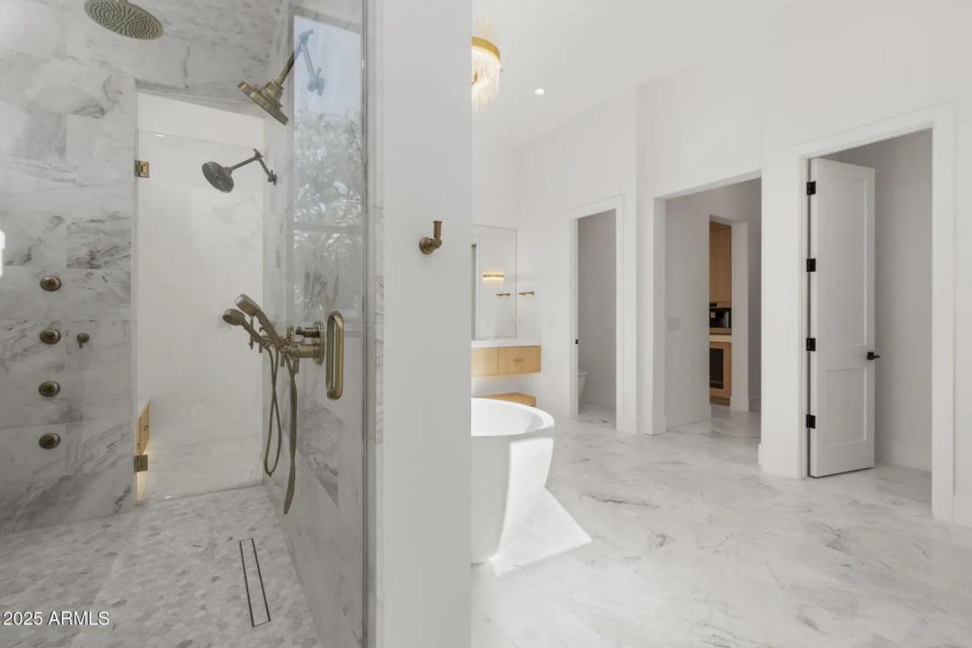 Real Estate Picture 27