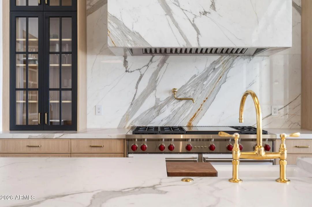 Real Estate Picture 20