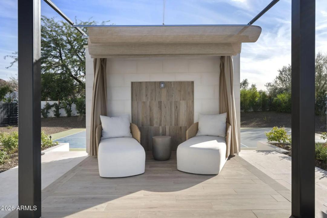 Real Estate Picture 60