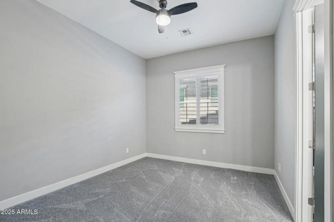 Real Estate Picture 26
