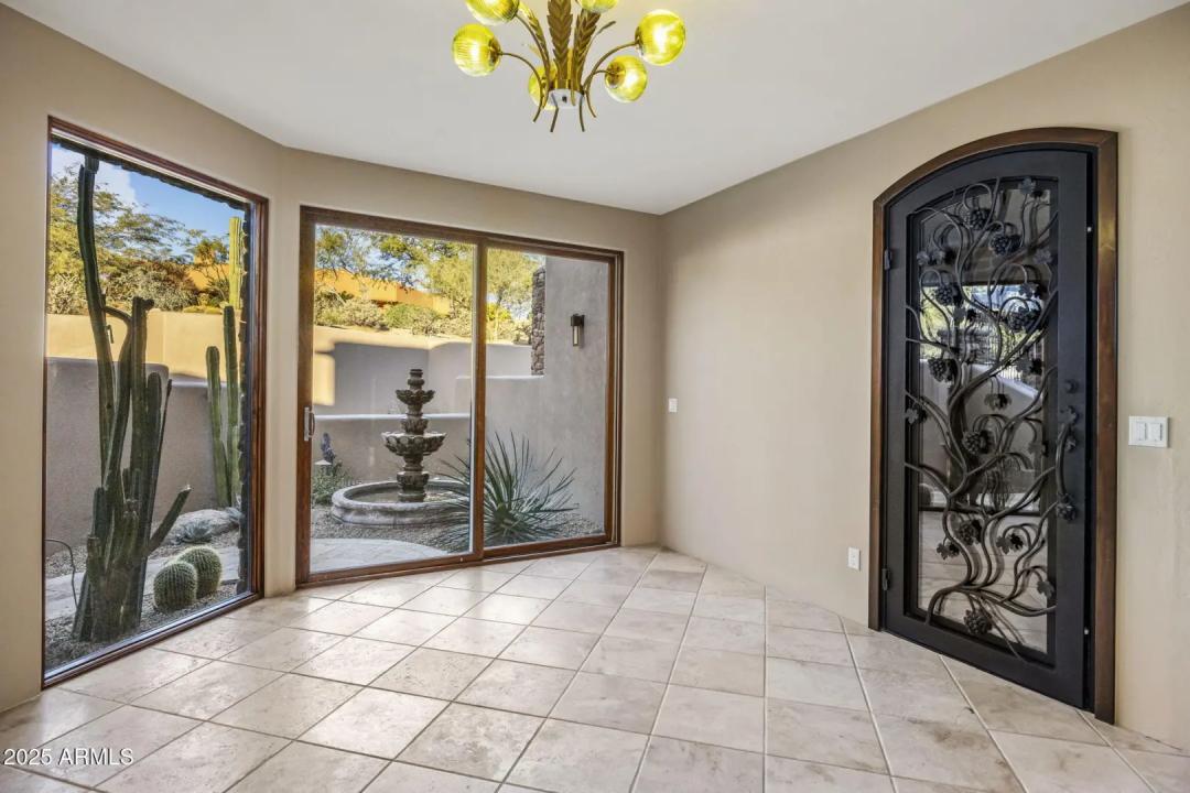 Real Estate Picture 16