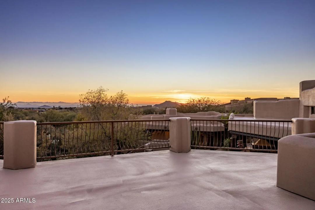 Real Estate Picture 60